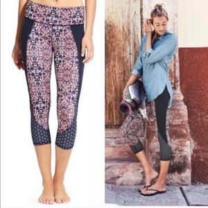Athleta Navy Blue Floral Salutation Crop Leggings